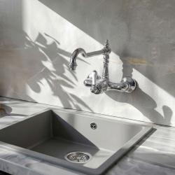 Robinet de bucătărie Nostalgic Hermitage R de perete Cromat 10.9021