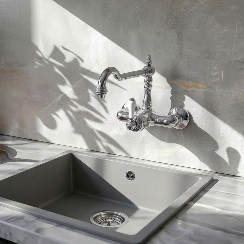 Robinet de bucătărie Nostalgic Hermitage R de perete Cromat 10.9021