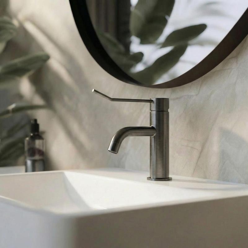 Waterevolution Flow sink tap incl. click plug PVD gun metal T111GME