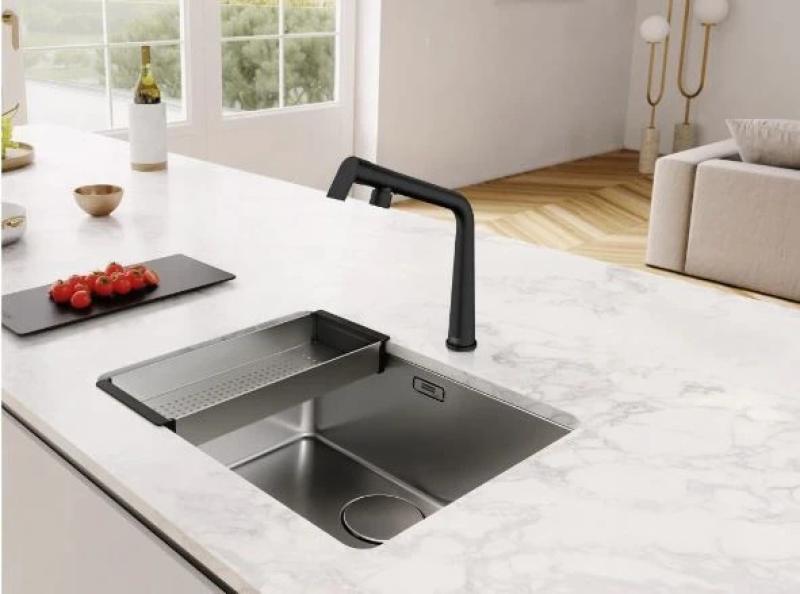 Franke Icon Robinet de bucătărie negru mat cu duză pivotantă 115.0625.187