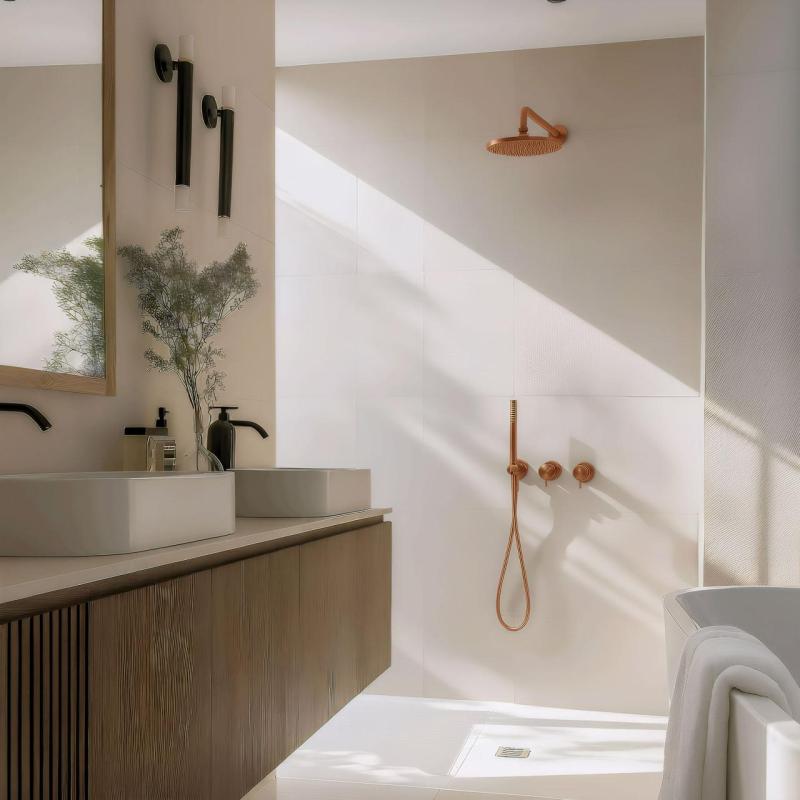 Cea mai buna traducere a textului in limba romana ar fi: Setul de dus incorporabil Waterevolution Flow cu termostat, dus de ploaie si dus manual, finisaj din cupru periat PVD.