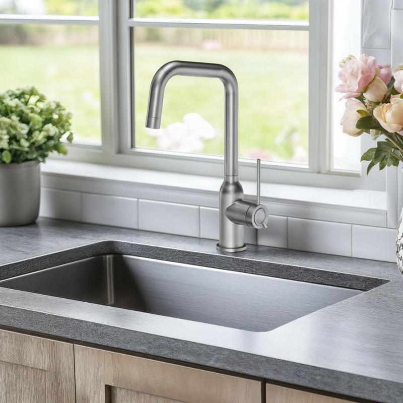 Quadri Stamford Baterie de bucătărie din oțel inoxidabil cu duză înclinată pivotantă 1208956097