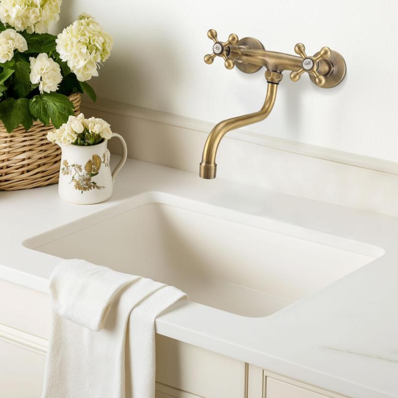 AquaTrimo Vivaldi robinet de bucătărie clasic de perete bronz 21VV7068BN