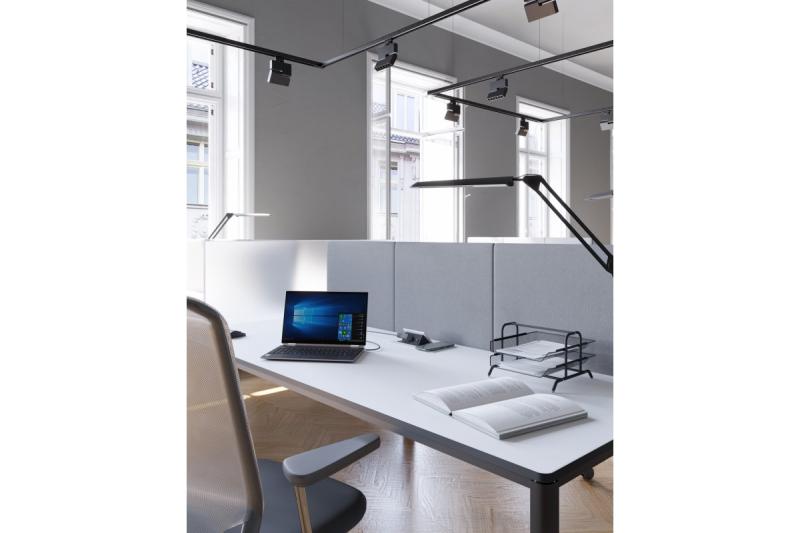 Priza retractabilă AVARO PLUS 1208958673