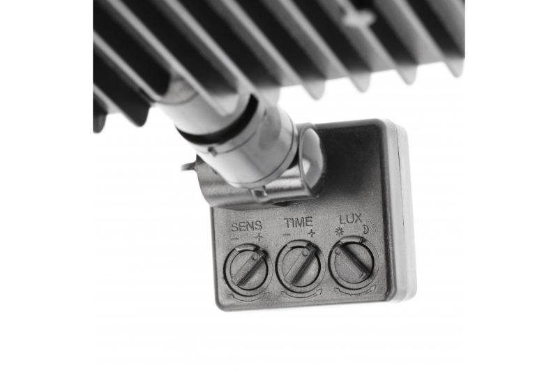 Proiector LED iNEXT cu senzor de mișcare 30W 2400lm, PF>0,9, RA>80, IP65, 120°, 6400K, corp negru 1208962860