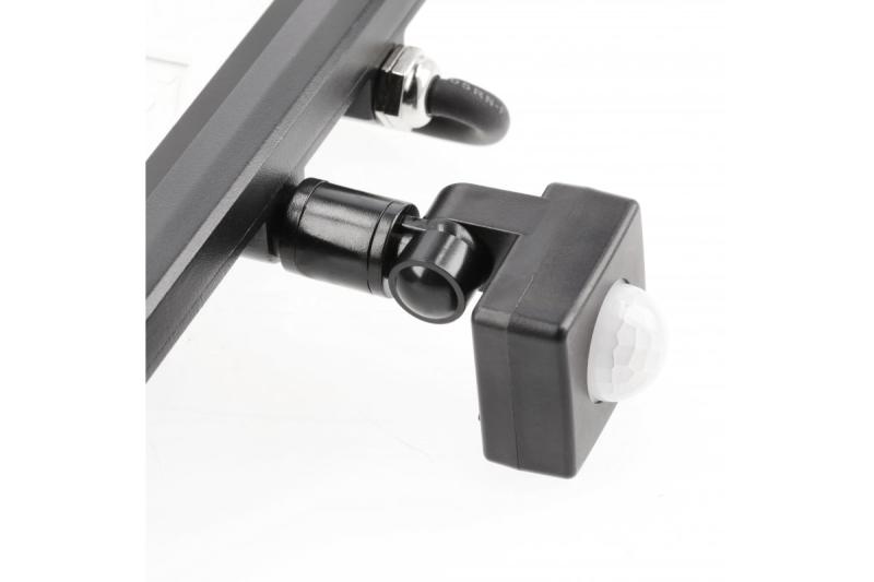 Proiector LED iNEXT cu senzor de mișcare 50W 4000lm, PF>0,9, RA>80, IP65, 120°, 6400K, corp negru 1208962862