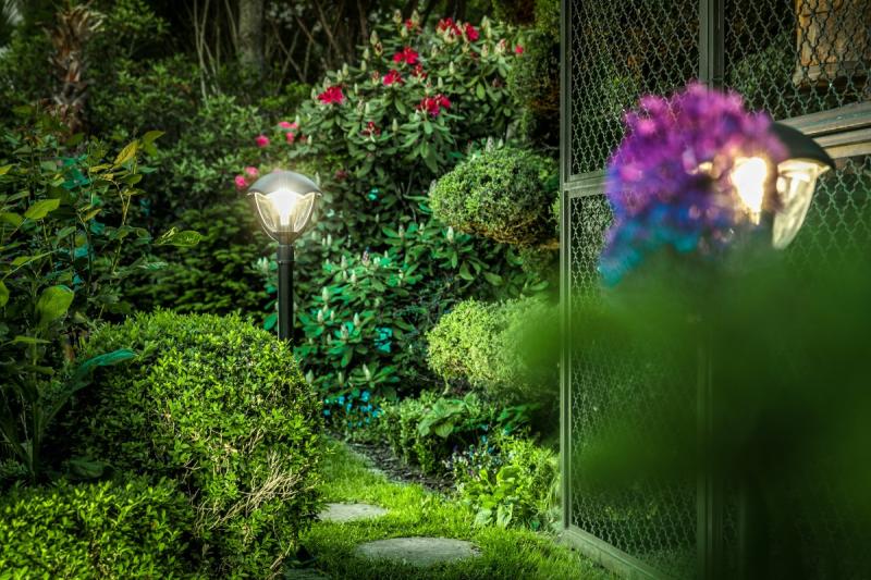 Decor Luminarul de grădină GRANDE-P E27 MAX.60W IP54 AC220-240V 50-60Hz stâlp negru. 1208963883