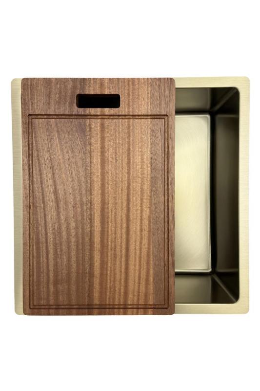 Chiuvetă Pure.Sink Prestige 40x40 cm PVD Aur rază de 10 mm montaj sub-blat, la nivel și deasupra blatului PPG4040-60.