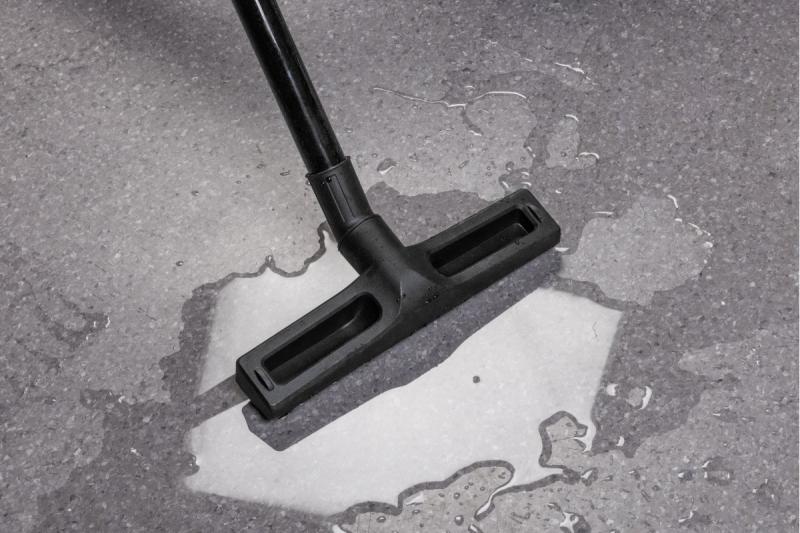 Aspirator universal pentru umed și uscat 20 l