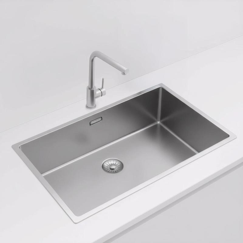 Pure.Sink Exclusivo chiuvetă mare din inox 70x40 cm, raza de 10mm pentru montare sub blat, la nivel cu blatul și suprafața PEX7040-02