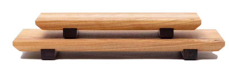 Woodsea Sushi M - Placă de sushi din lemn de frasin cu picioarele din nuc, 30x17 cm 1208971585