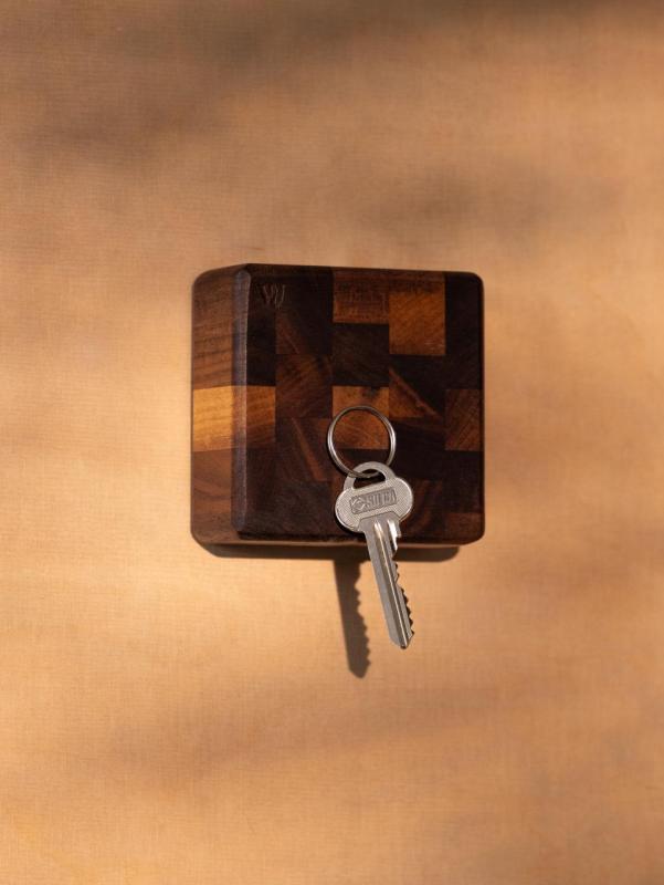 Woodsea End Grain Walnut - Suport de chei din nuc 9x9 cm 1208971601