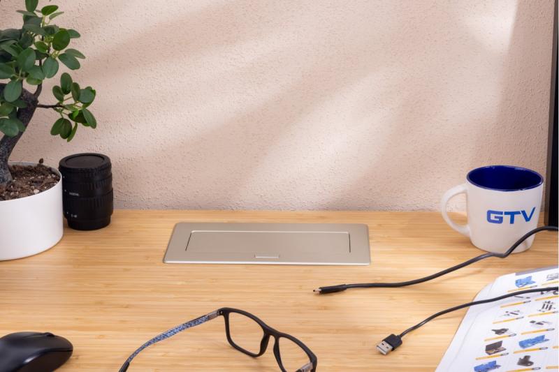 Priză de mobilier MULTISOFT, 2xSHUKO, USB A+C, RJ45, cablu 1,5 m, aluminiu