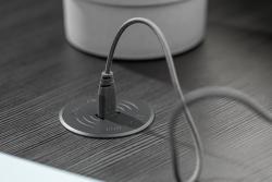 Dispozitiv de încărcare wireless cu încărcare rapidă, încastrat, negru